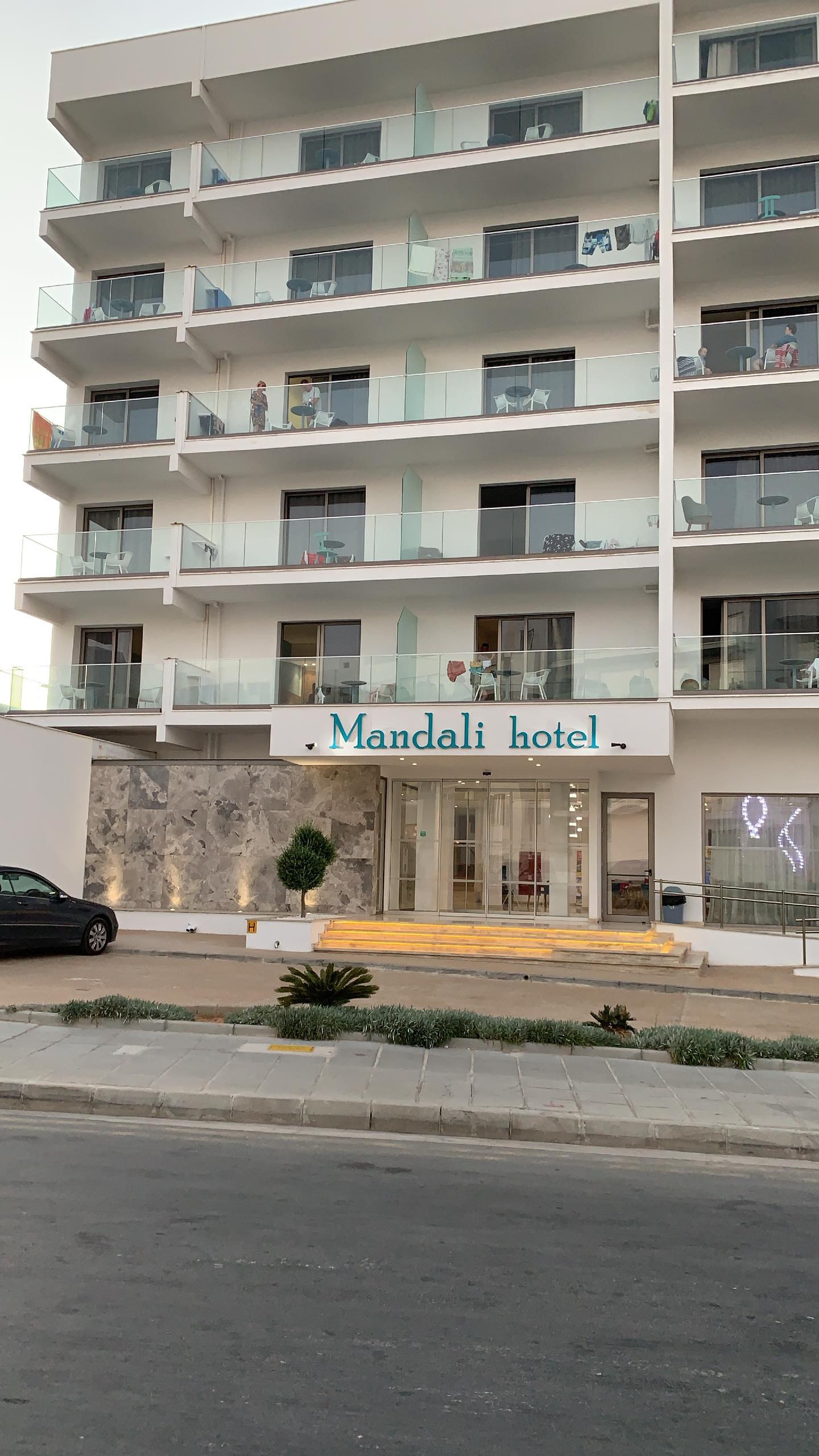 Фото Mandali Hotel