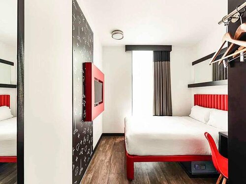 Гостиница ibis Melbourne Swanston Street в Мельбурне