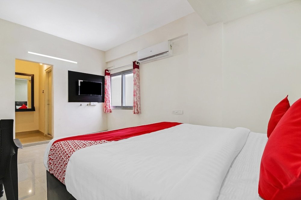 Фото Oyo 63021 Hotel Hill 9