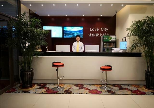 Гостиница City Comfort Inn Changchun Jida First Hospital XI Minzhu Street в Чанчуне