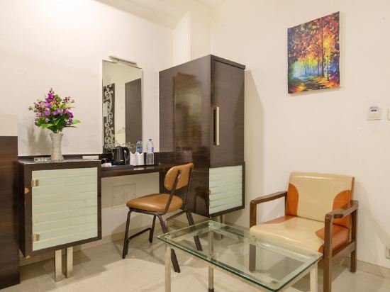 Фото Hotel Satkar