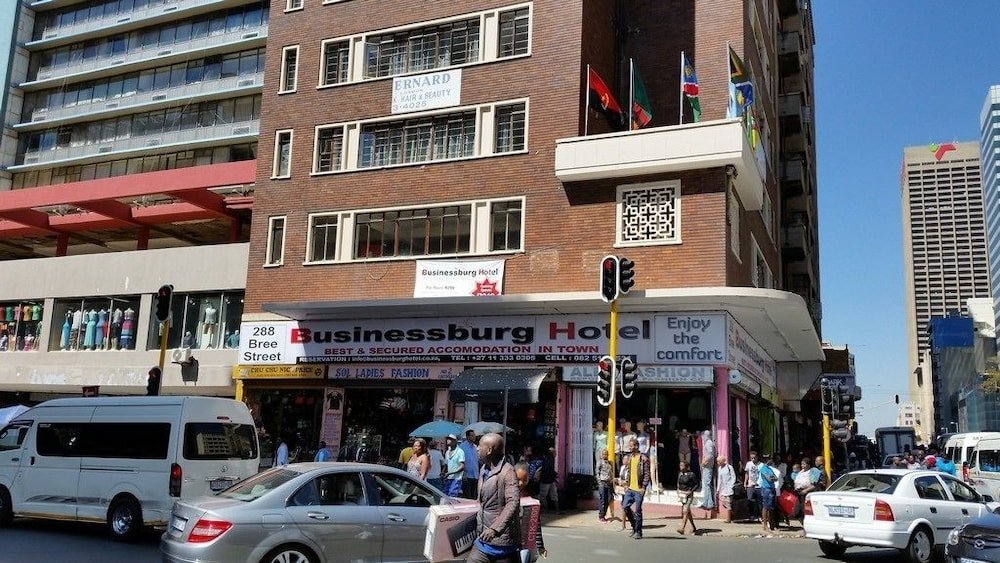 Фото отеля 1