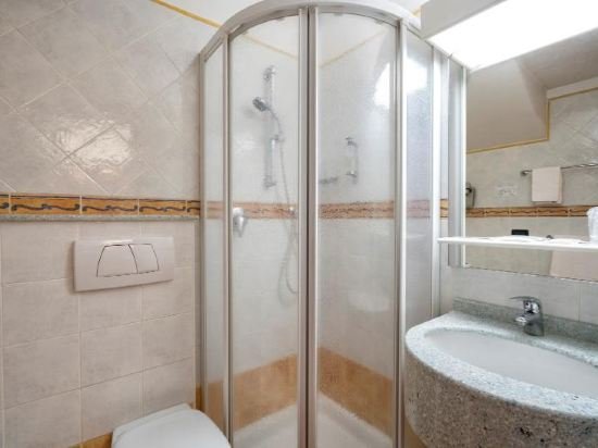 Фото Hotel Everest