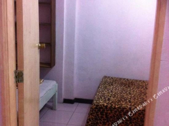 Фото 3br Unit 2 Jefrell Apartments