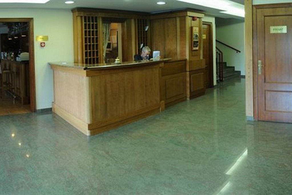 Фото Hotel Xalet Verdú