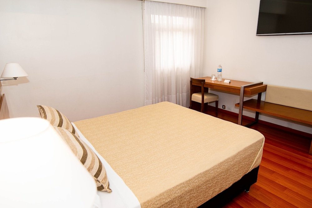 Фото Hotel Bristol