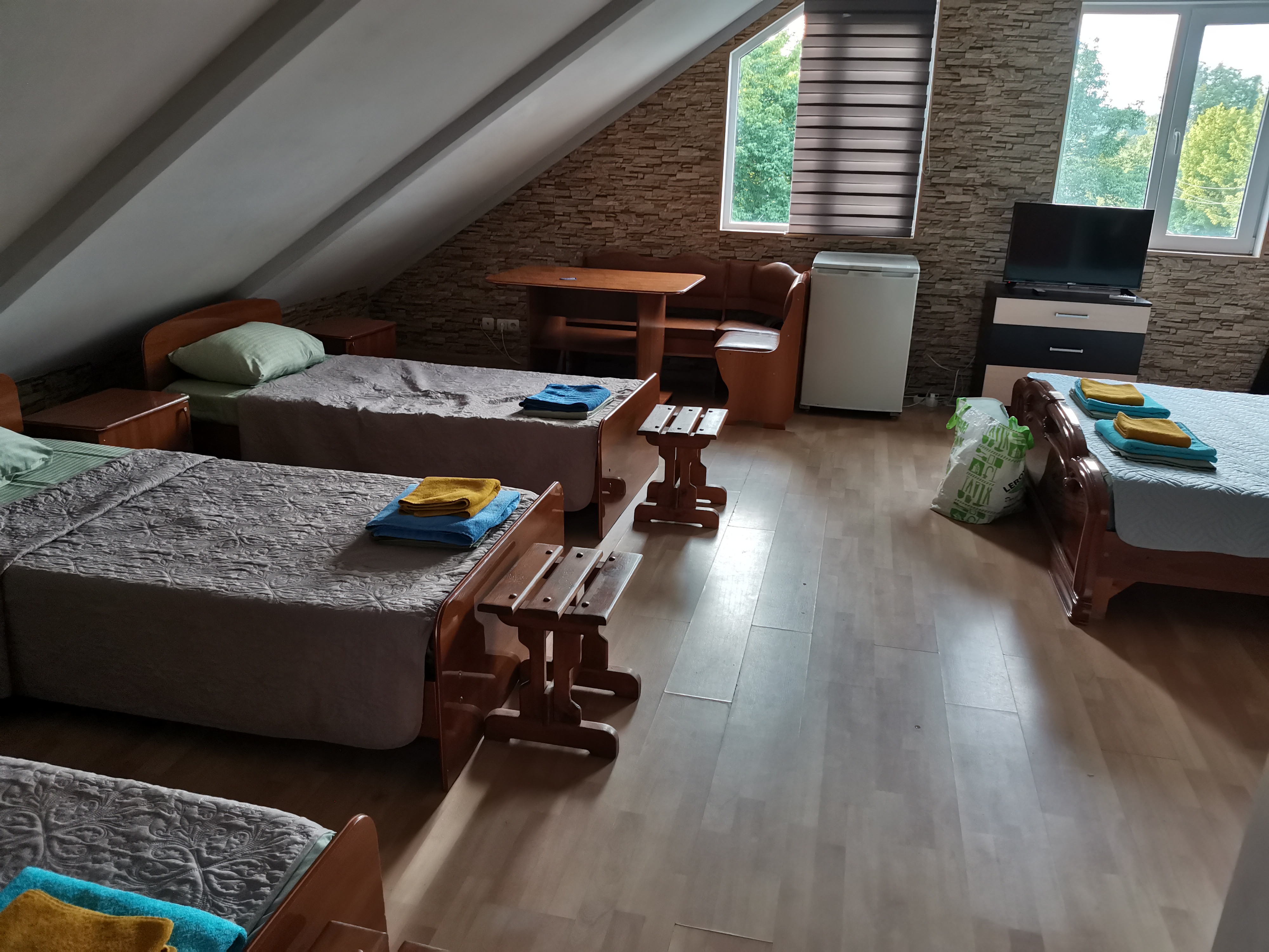 Фото отеля 2