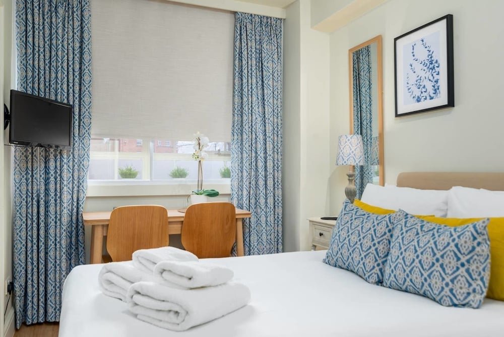 Фото Bright Gorgeous Studio in Chelsea, 2 Guests