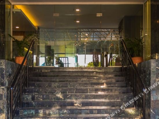 Фото Griya Prapanca Apartment