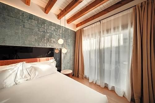 Фото Unuk Hotel