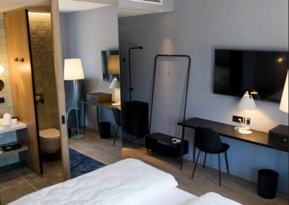 Фото Hôtel Villa Raab