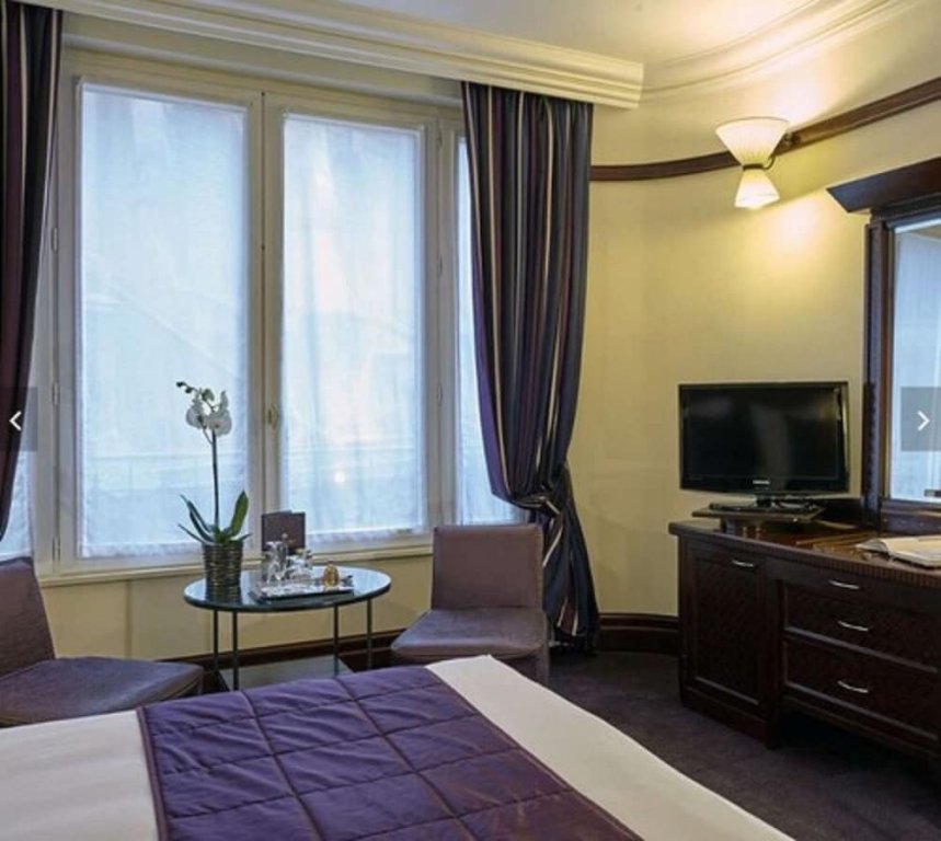 Фото Hotel Pont Royal