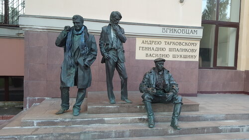 Olga Lukyanenkoning yalangoch fotosurati