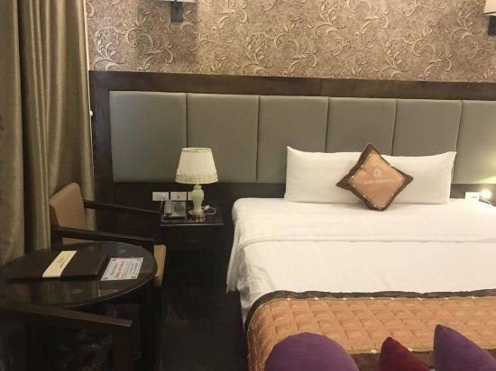 Фото Hong Anh Hotel 2