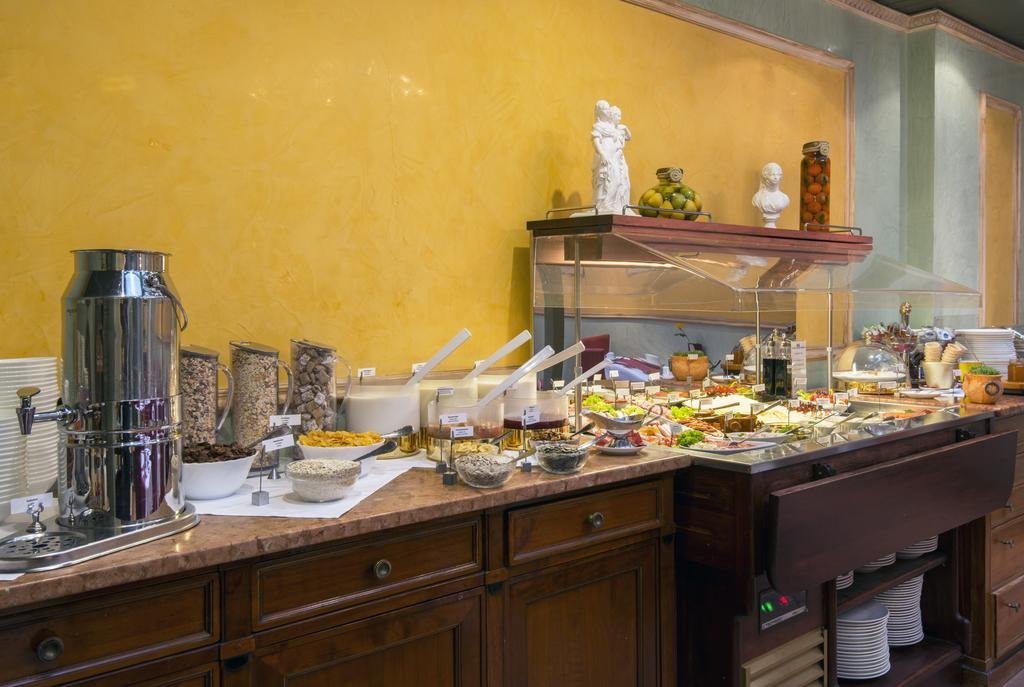 Фото Hotel am Luisenplatz