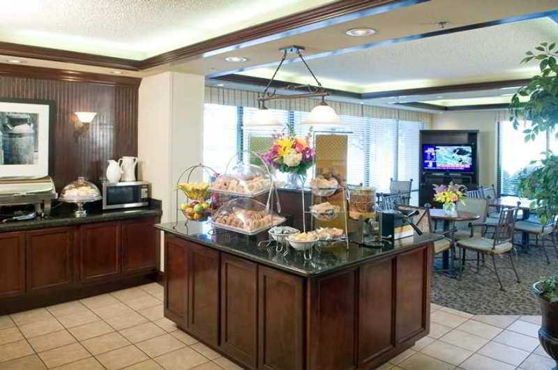 Фото Hampton Inn Baton Rouge - I-10 & College Dr