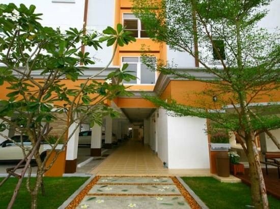 Hotel At Home Phetkasem, Bangkok, photo