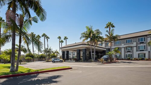 Гостиница Best Western Plus Anaheim Orange County Hotel в Фуллертоне