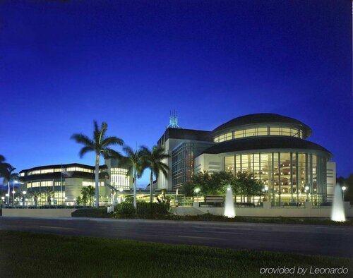 Гостиница Hampton Inn by Hilton West Palm Beach Central Airport в Уэст-Палм-Бич