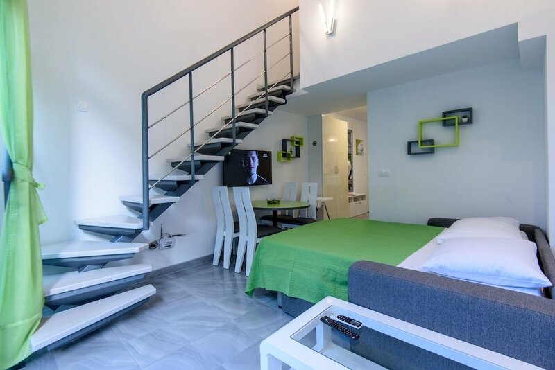 Жильё посуточно Apartments Mali Stradun в Дубровнике