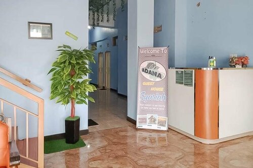 Гостиница RedDoorz Syariah near Taman Siring 2 в Банджармасине