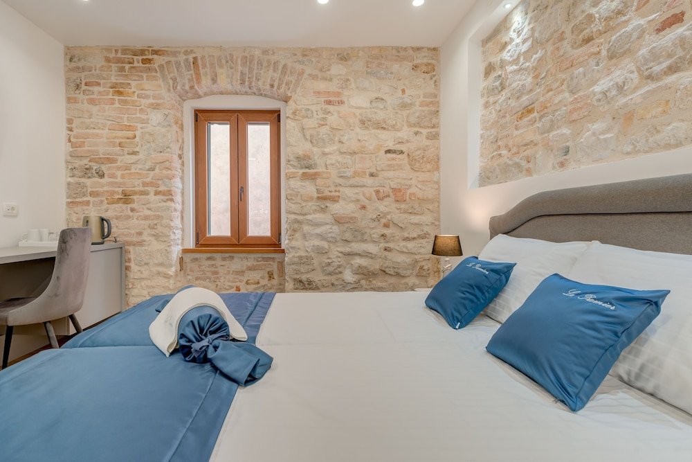 Фото Le Premier Rooms