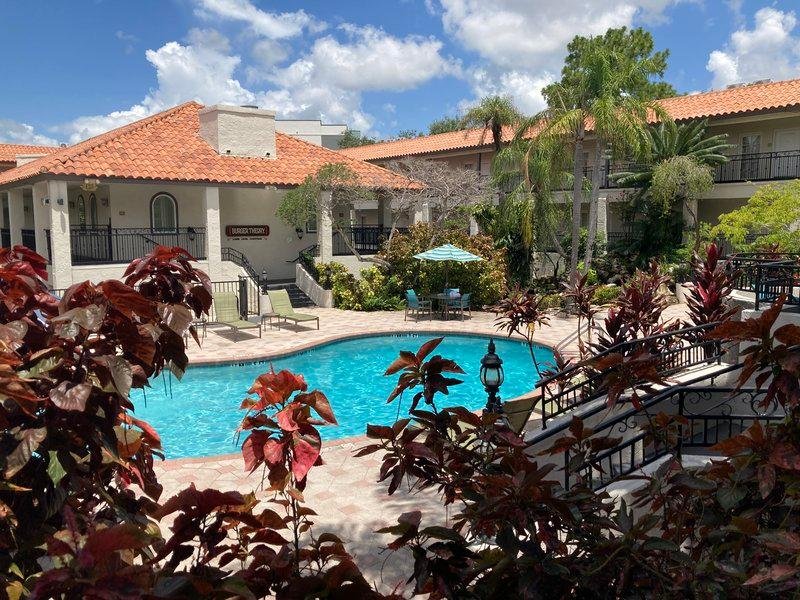 Фото Red Roof Inn Plus+ & Suites Tampa