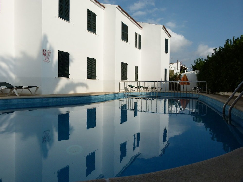 Фото Apartamentos Ses Anneres