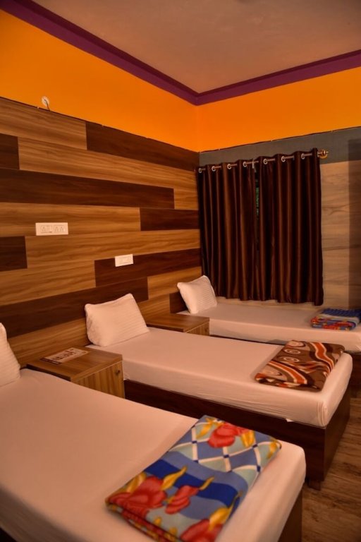 Фото Sree Varada International