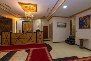 Гостиница Golden Flower Hotel в Авджиларе