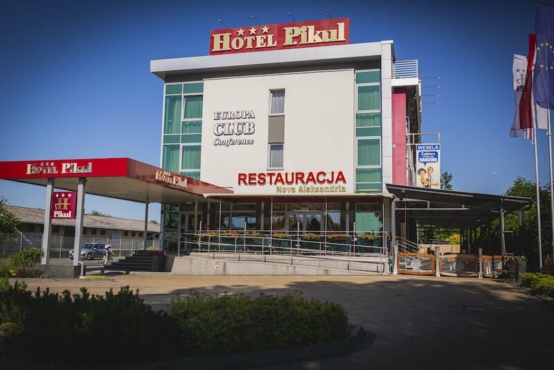 Гостиница Hotel Pikul в Пулавах