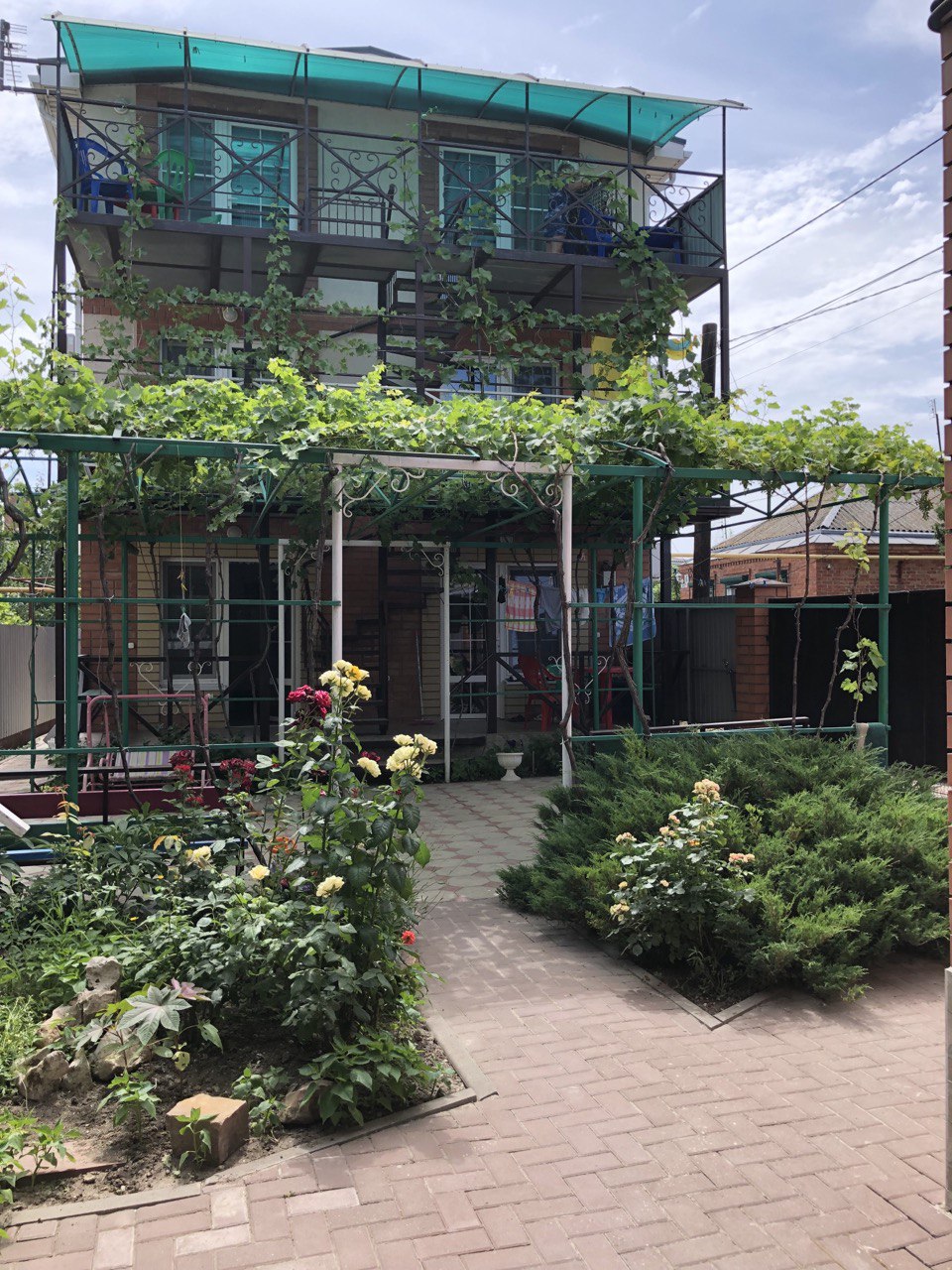 Фото отеля 1