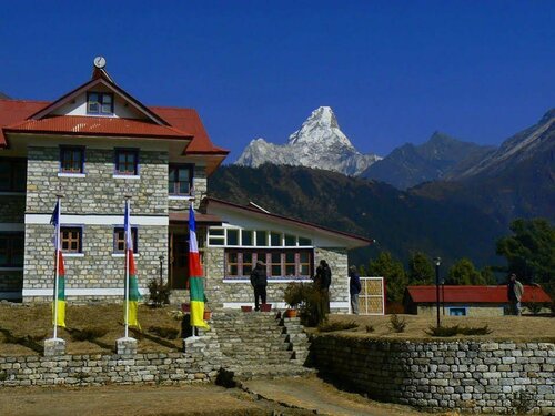 Гостиница Everest Summit Lodge - Tashinga