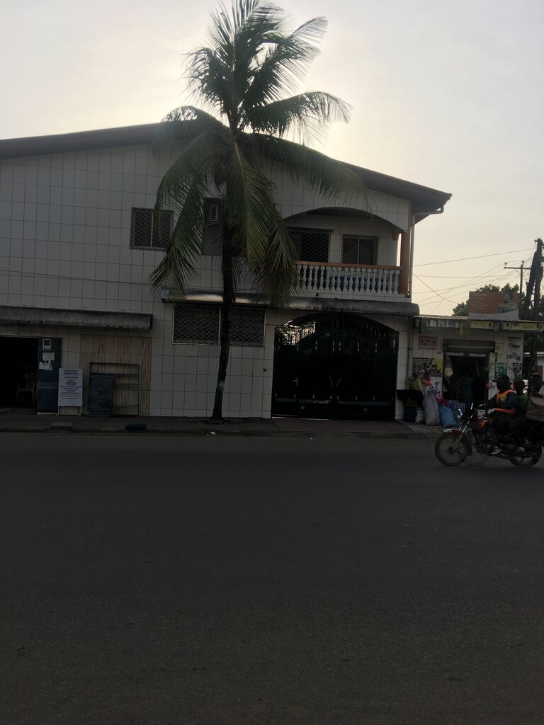 Internet cafe Cyber, Douala, photo