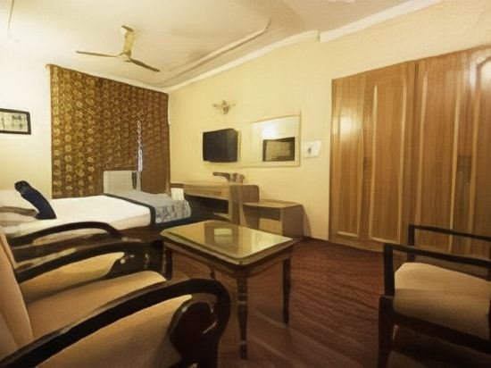 Фото Golden Leaf