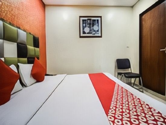 Фото Oyo 14432 Jeelan Palace