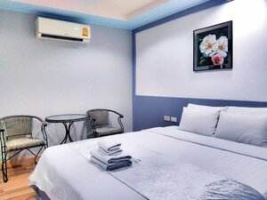 Baboona Beachfront Living (Pattaya, 119/3 North Pattaya Beach Road), hotel