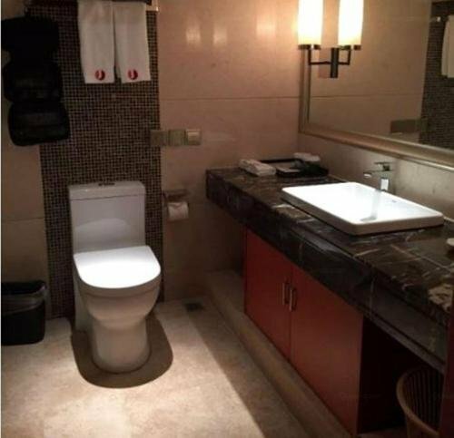 Гостиница Chengdu Airport Jianguo Hotel в Чэнду