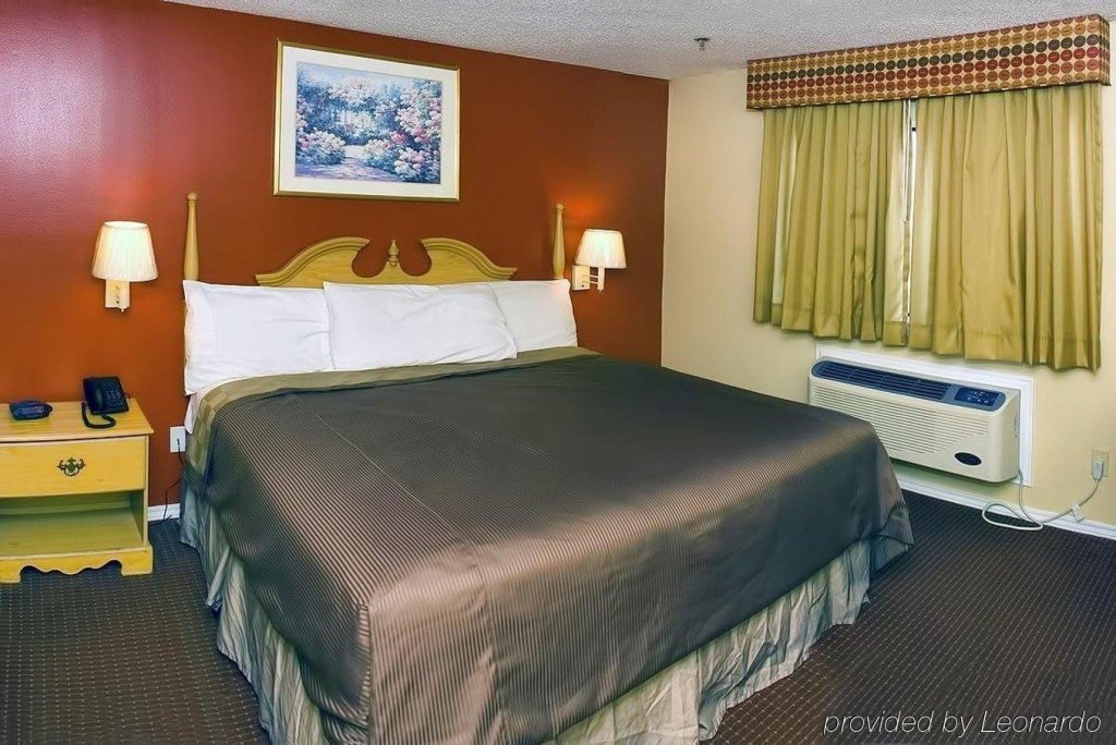 Фото Express Inn