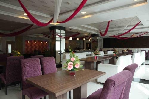 Фото Hotel Residency