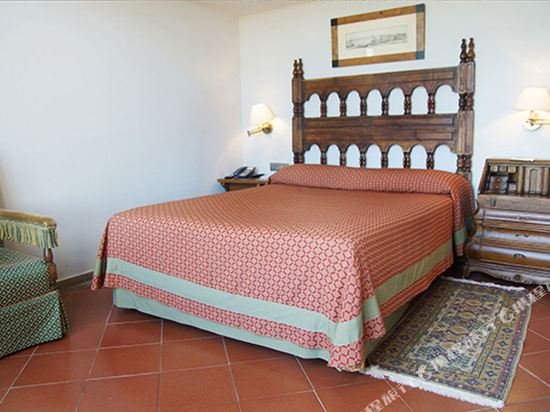 Фото Parador de Cardona