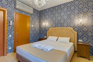 Eliton (Bakuninskaya Street, 7с7), hotel