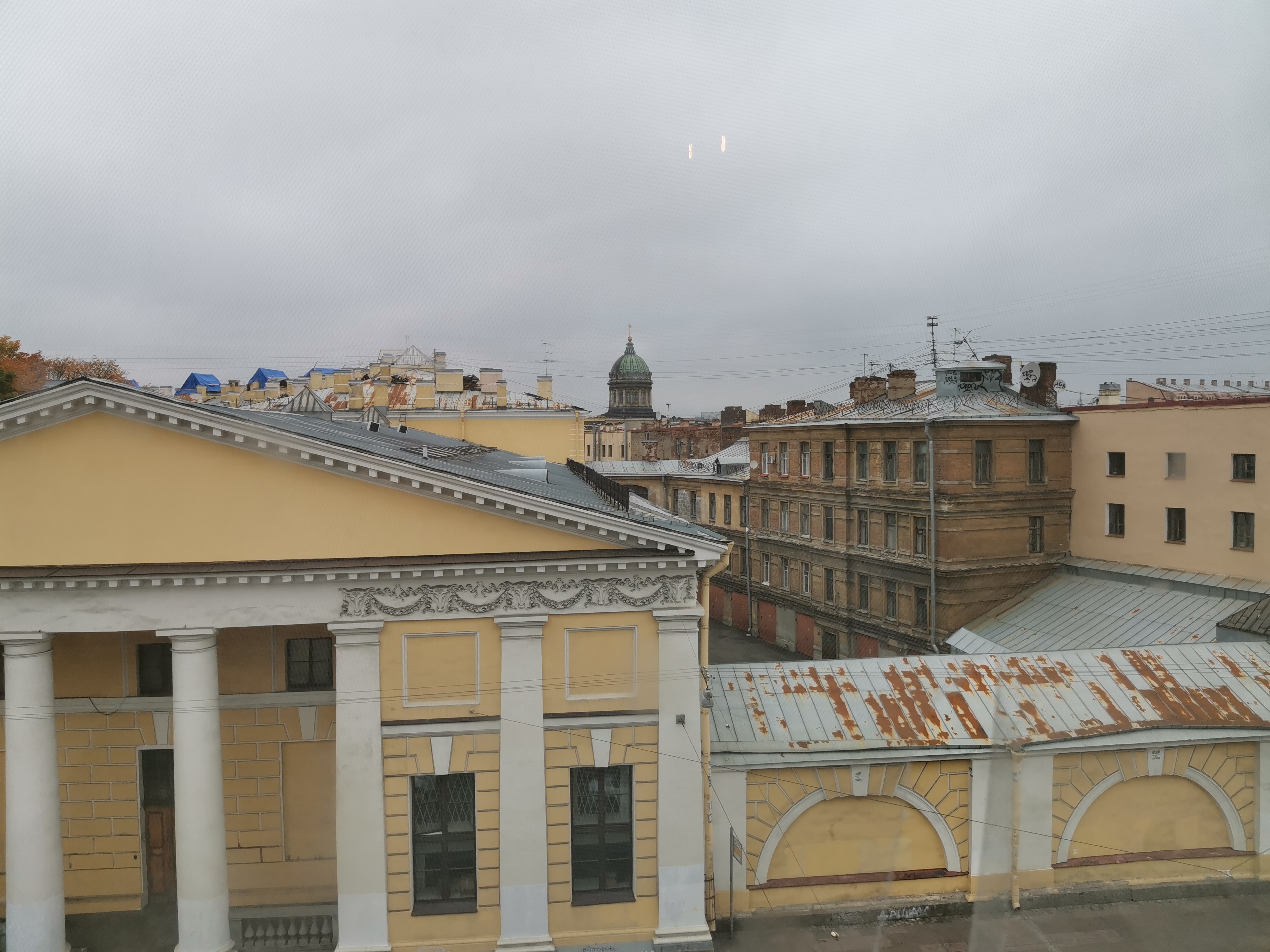 Фото Roof Capsules