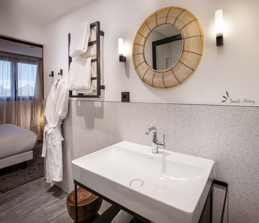 Фото Maisons du Monde Hôtel & Suites