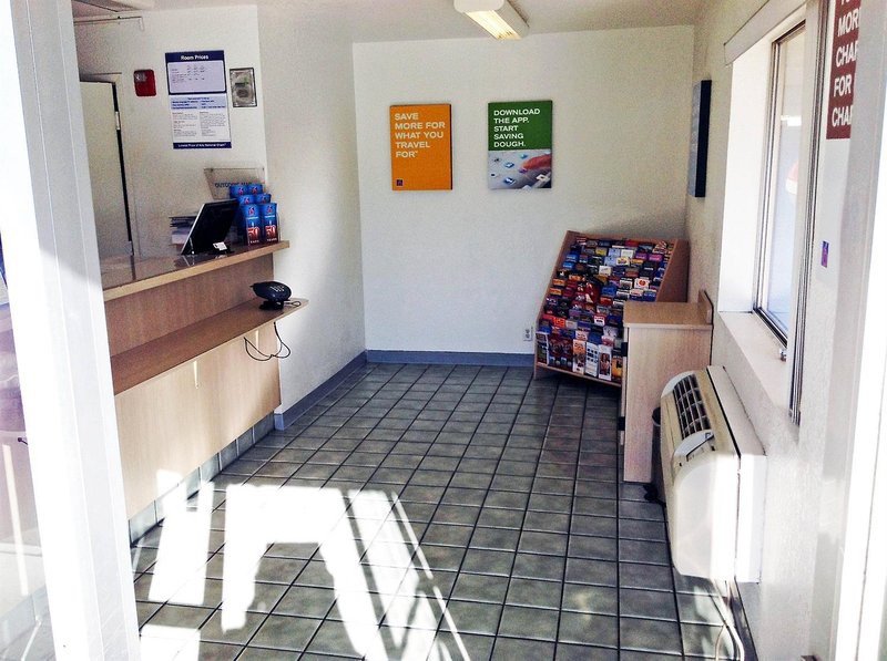 Фото Motel 6 Sacramento, Ca - Downtown