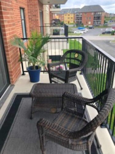 Жильё посуточно Apartment With one Bedroom in Brossard, With Furnished Terrace and Wifi