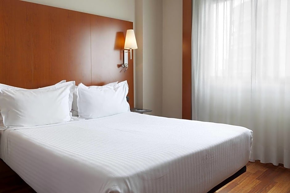Фото Ac Hotel Sevilla Fórum by Marriott