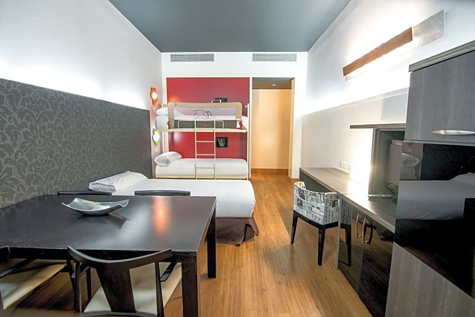 Фото Petit Palace Museum