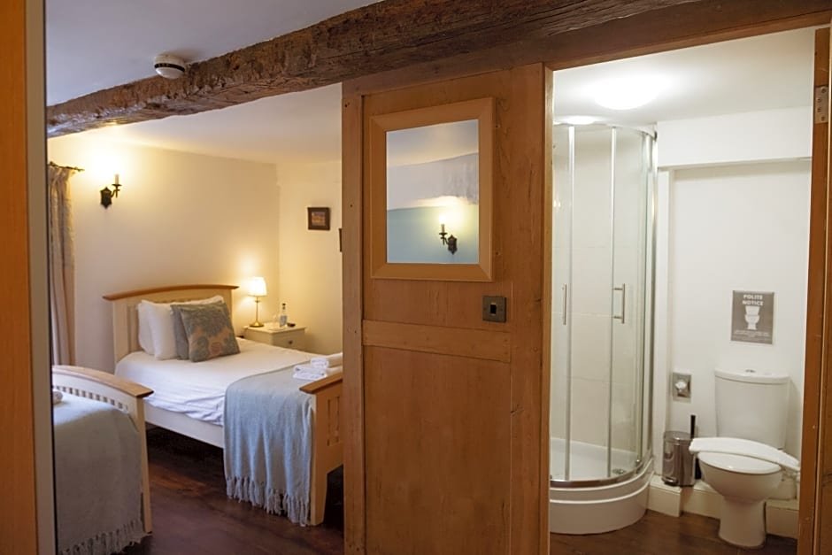 Фото Отель The Kings Arms