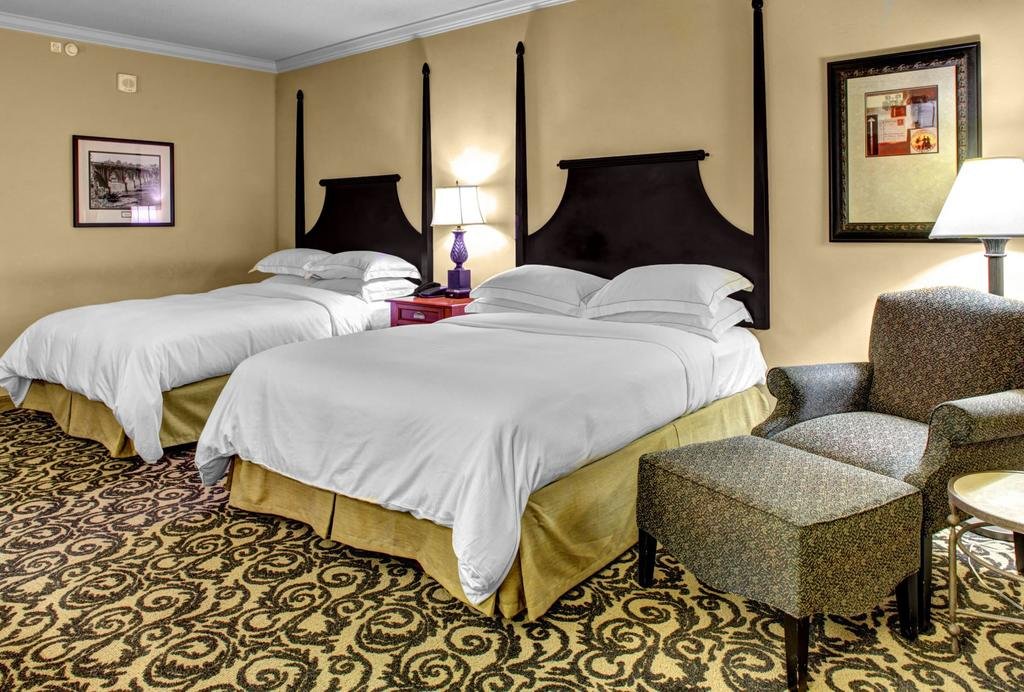 Фото Hilton Columbia Center